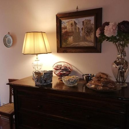 La Rosa Townhouse Bed & Breakfast Florenţa Exterior foto
