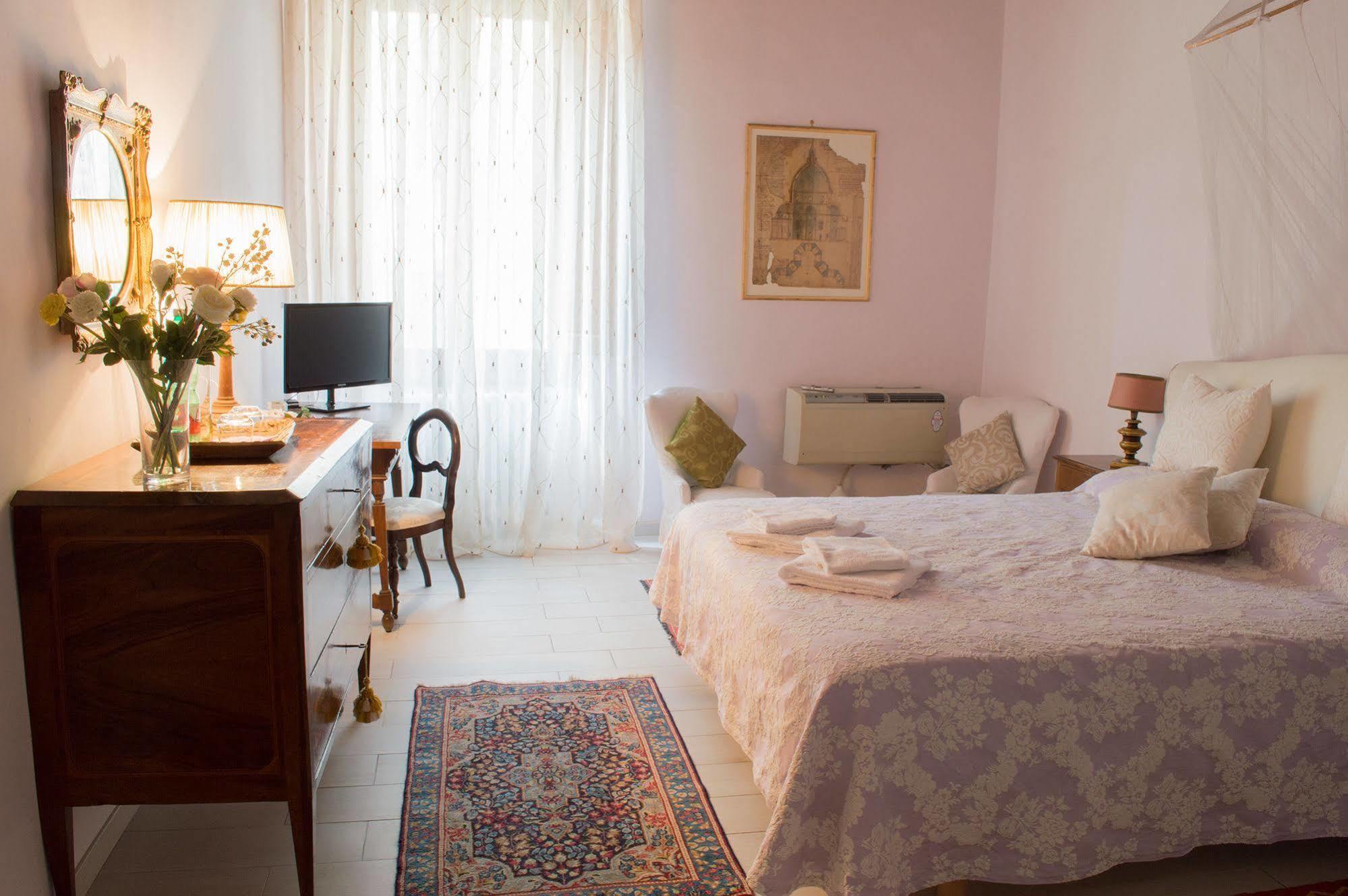 La Rosa Townhouse Bed & Breakfast Florenţa Exterior foto